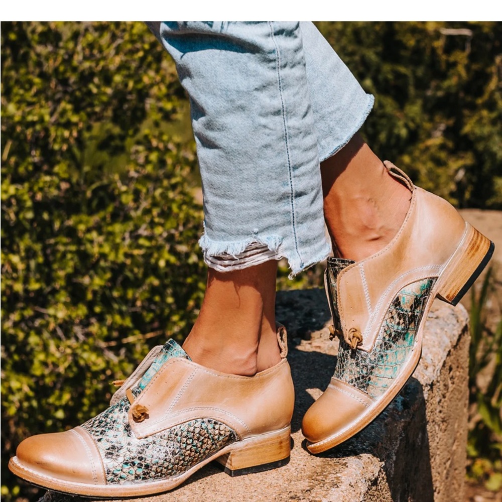 New In Box-Never Worn Freebird by Steven Mabel Turquoise Multi